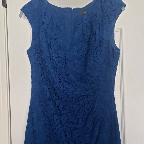 Adrianna Papell Lace Dress - Picture 7 of 11